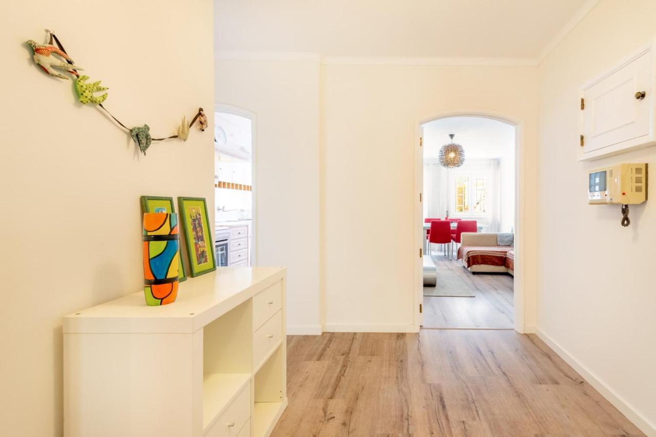 Апартаменты Guestready - Minimalist Downtown Apt With Terrace Каркавелуш Экстерьер фото