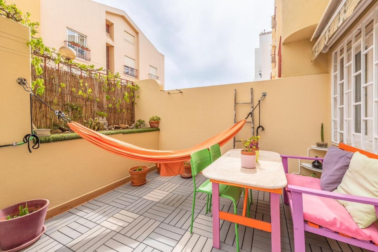 Апартаменты Guestready - Minimalist Downtown Apt With Terrace Каркавелуш Экстерьер фото