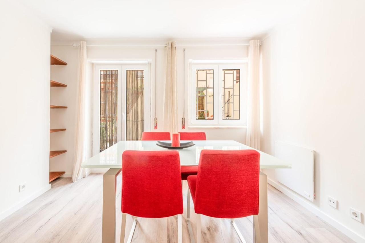 Апартаменты Guestready - Minimalist Downtown Apt With Terrace Каркавелуш Экстерьер фото