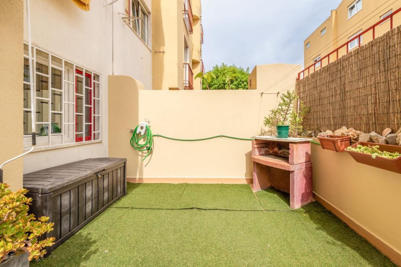 Апартаменты Guestready - Minimalist Downtown Apt With Terrace Каркавелуш Экстерьер фото